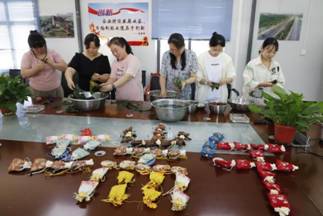 五公司包粽子比赛